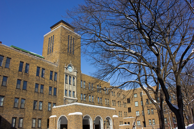 北海道大学